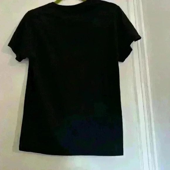 AC/DC Women’s small black graphic tee. - Picture 6 of 7